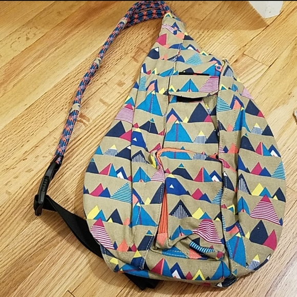 kavu mountain print
